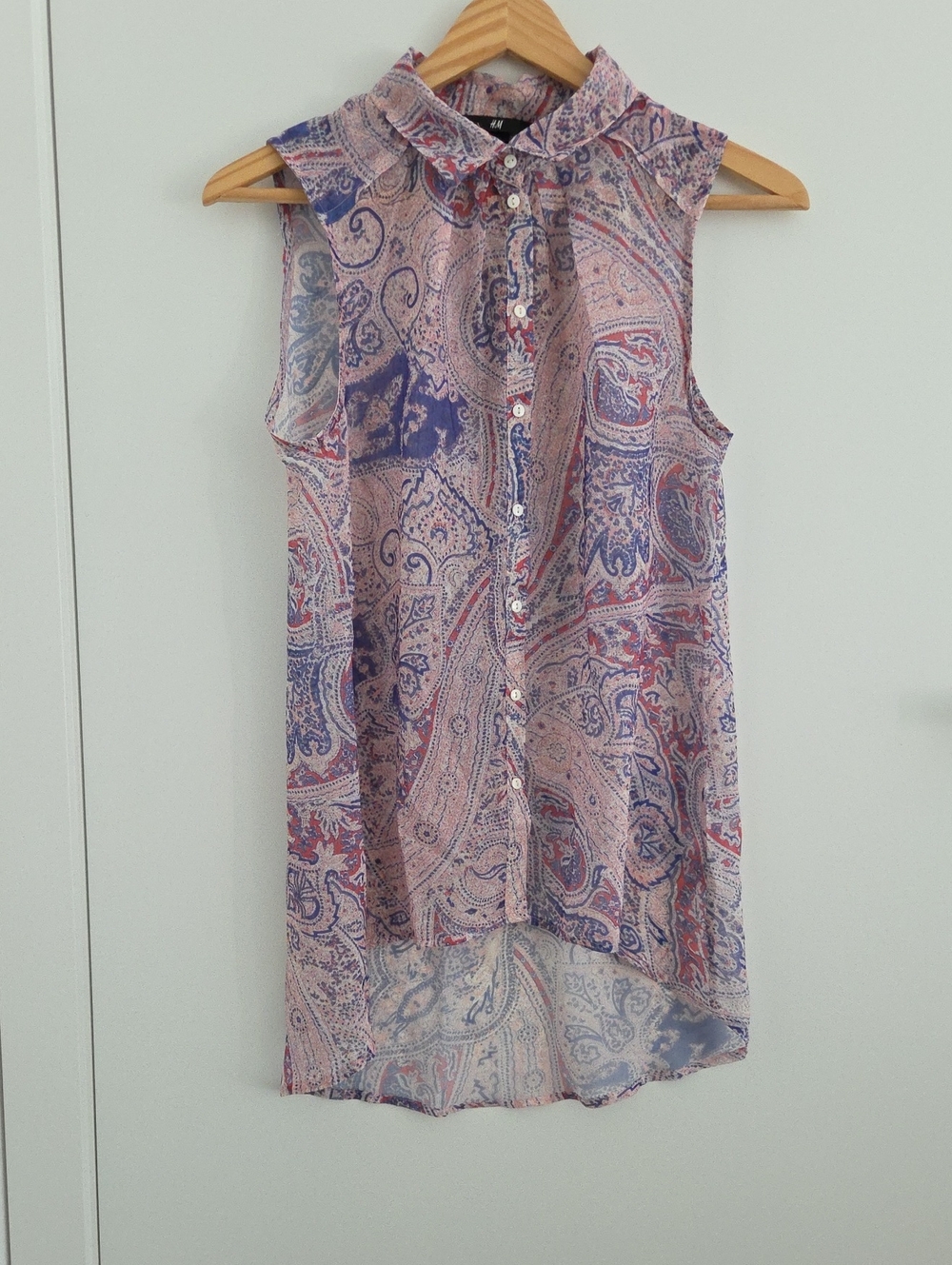 H&M Paisley Sleeveless Button-Up Tank - Size 4